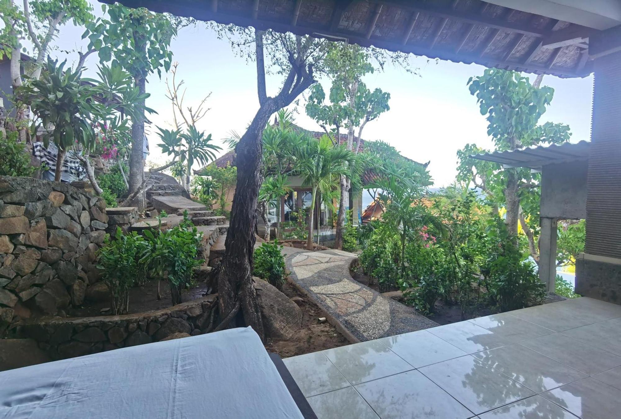 Wawa Wewe Rock Hotel อาเม็ด ภายนอก รูปภาพ